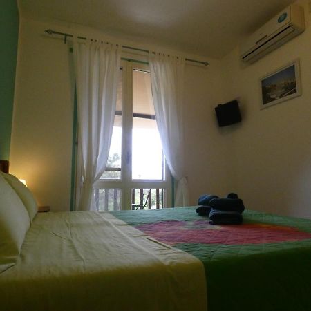 B&B Mrcaruba Stintino Exterior photo